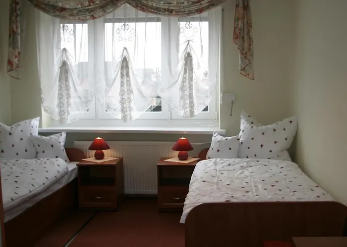 住宿加早餐酒店 琥珀别墅酒店 3*