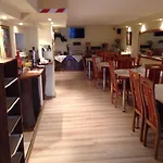 Ambra Bed & Breakfast 3*