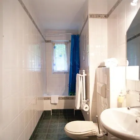 Ambra Bed & Breakfast 3*